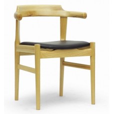 PP68 DINING CHAIR