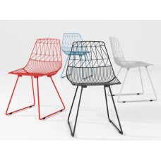 THE LINE CHAIR